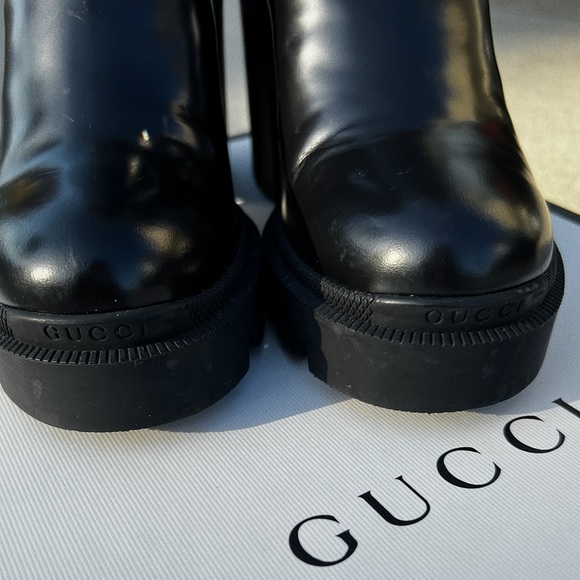 Gucci Leather Ankle Boots with Belt - Picture 3 of 9